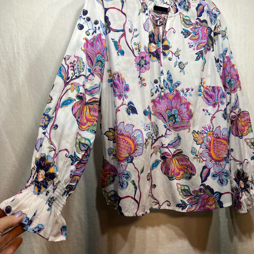 Soft Surroundings NWOT Women's Top - White with Blue and Pink Floral
